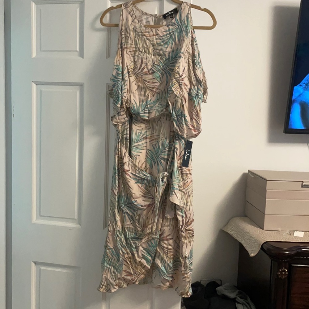 Lulus flora leaf print midi dress